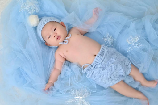 代怀生子好找吗给宝宝添加辅食